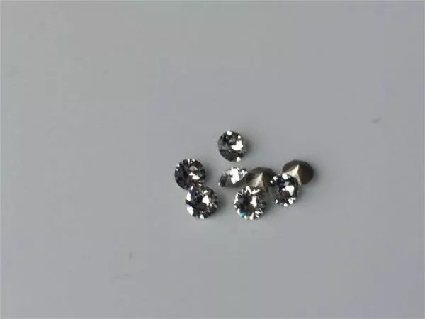 Swarovski PP32 CRYSTAL (4,00-4,10 mm) 20 Stück